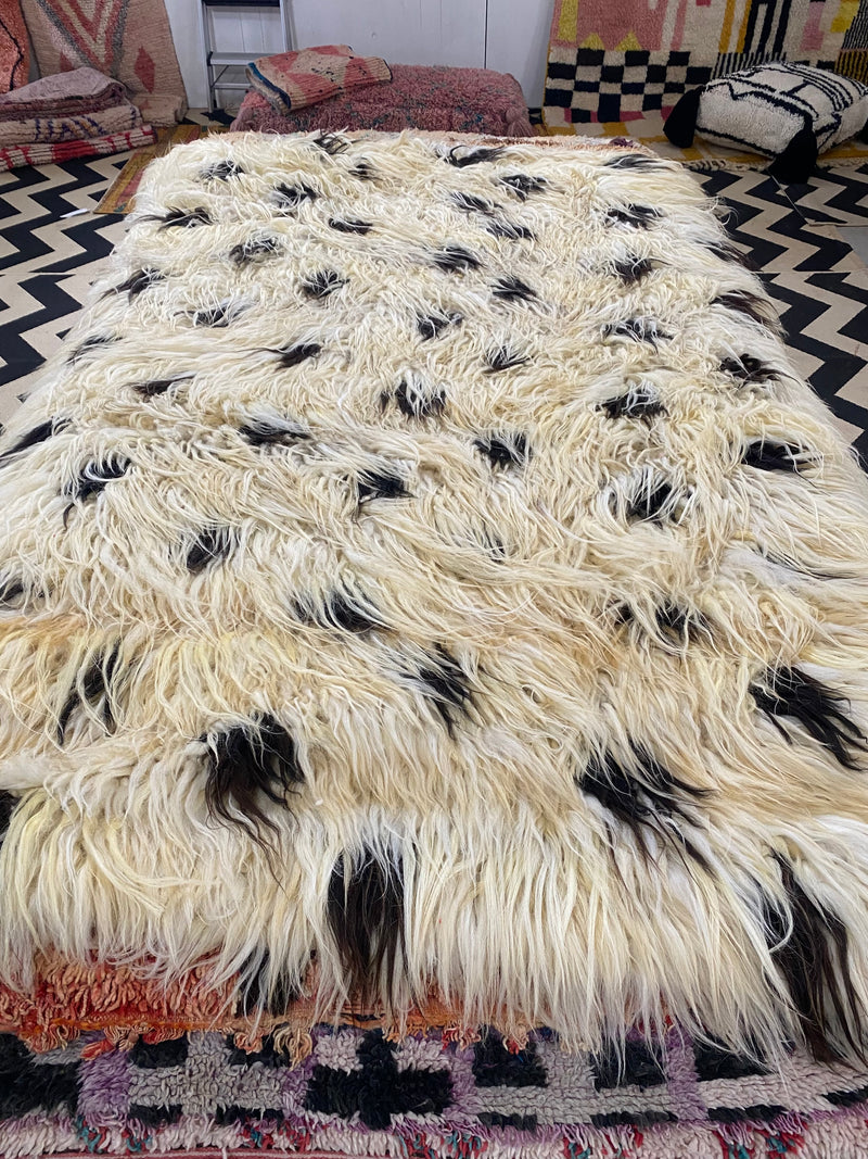 Long Hair Russian Wool Rug 7'6 x 9'5