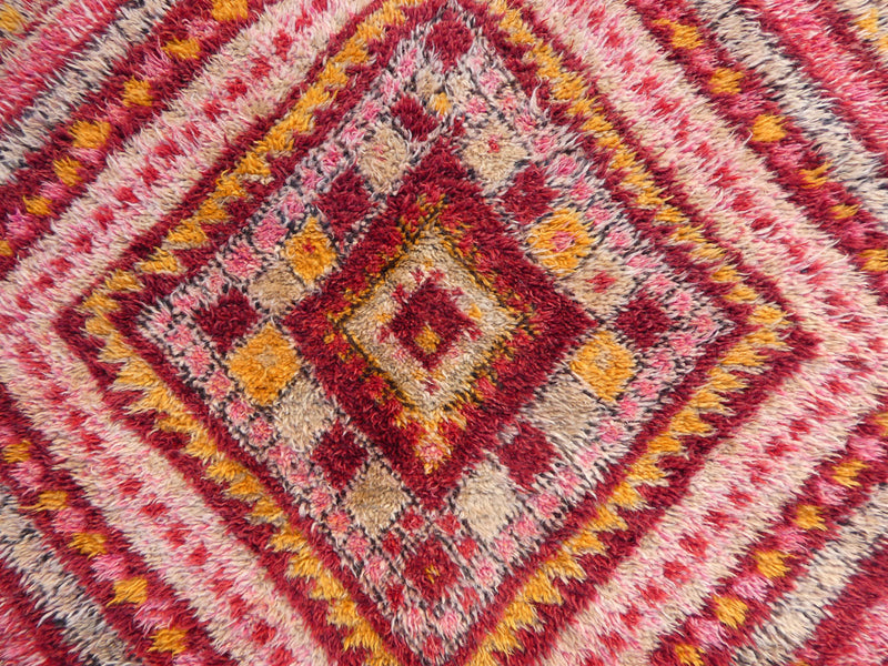 Midcentury Beni Mguild Rug 5'11 x 10'2