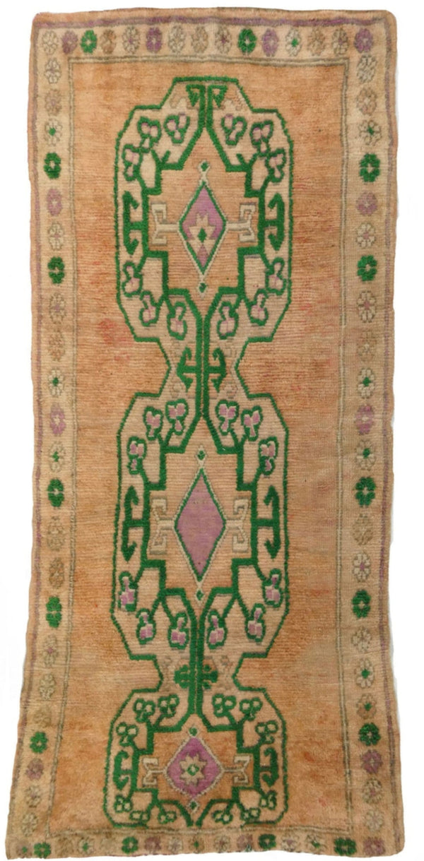 Midcentury Boujad 4' x 8'10